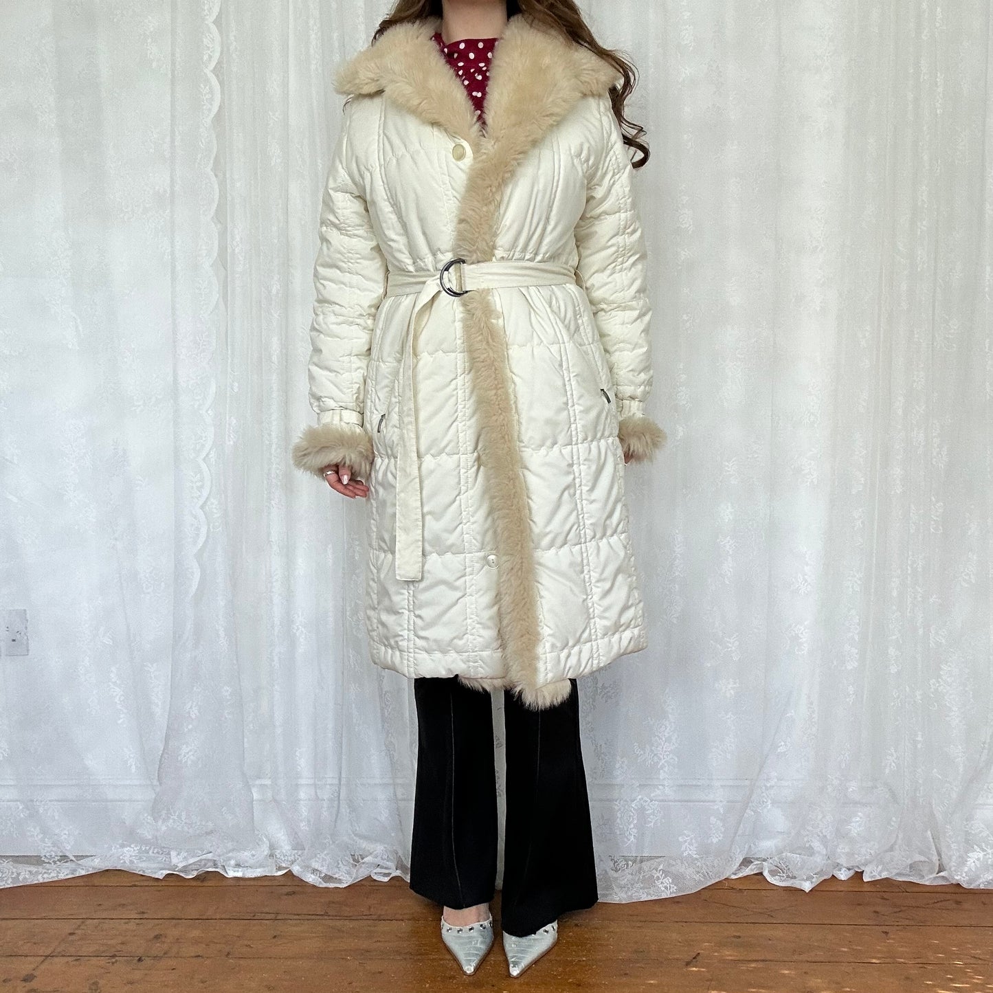 vintage 00s white long fur trim puffer jacket