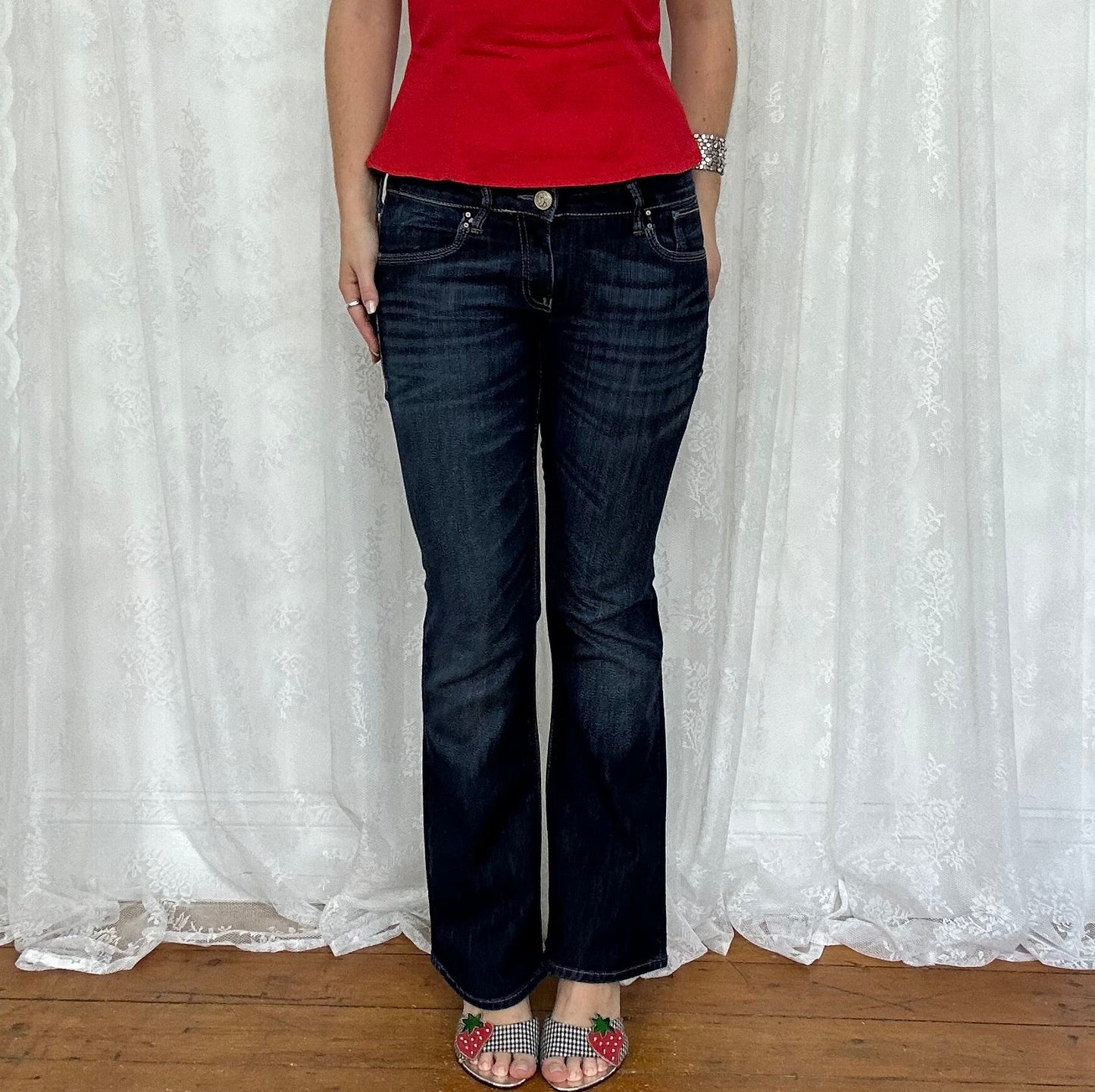 vintage 00s dark wash flared low rise jeans