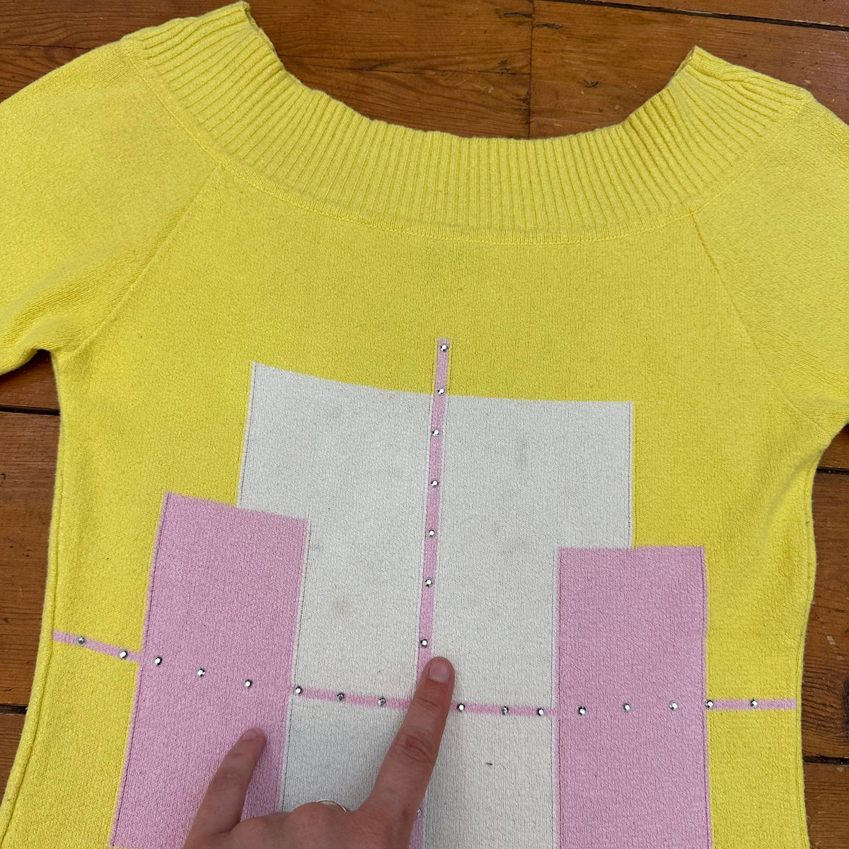 vintage 00s yellow and pink argyle knit top