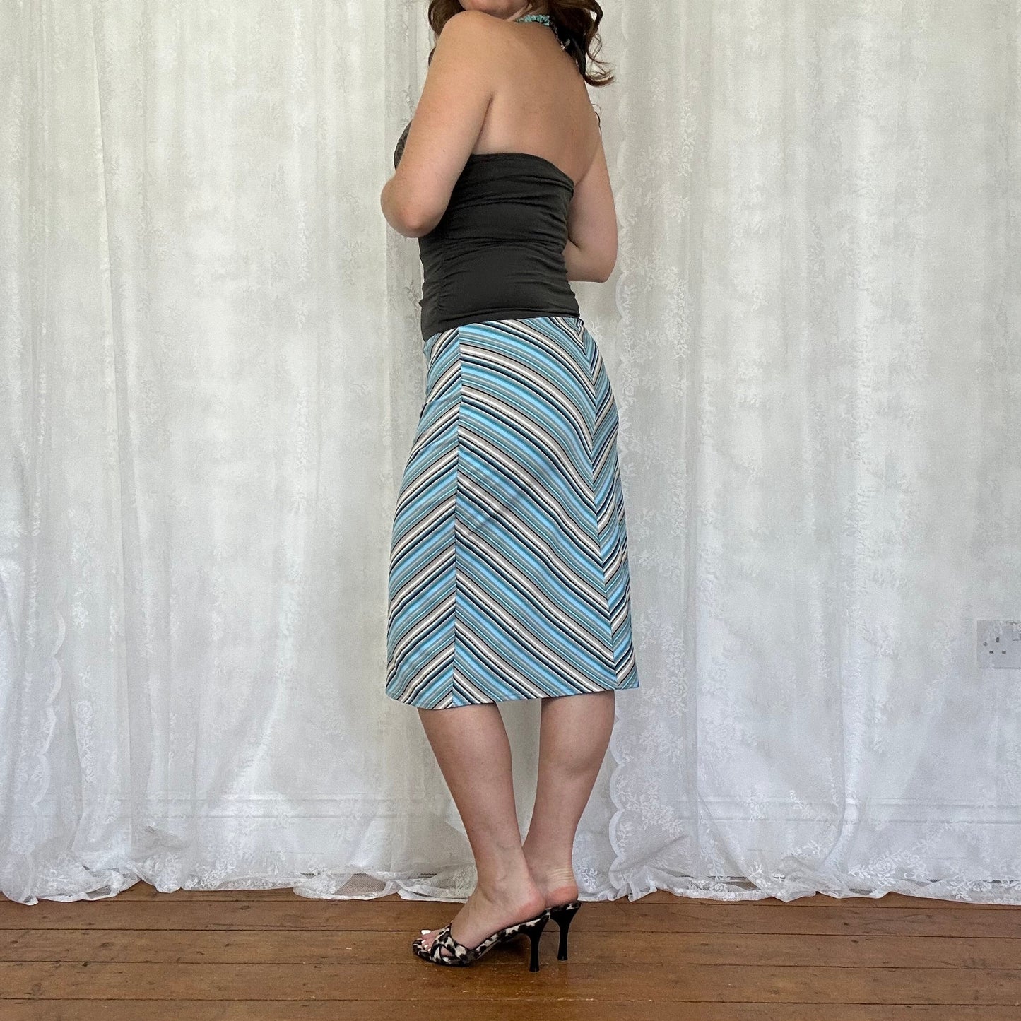vintage 00s brown lace halter top