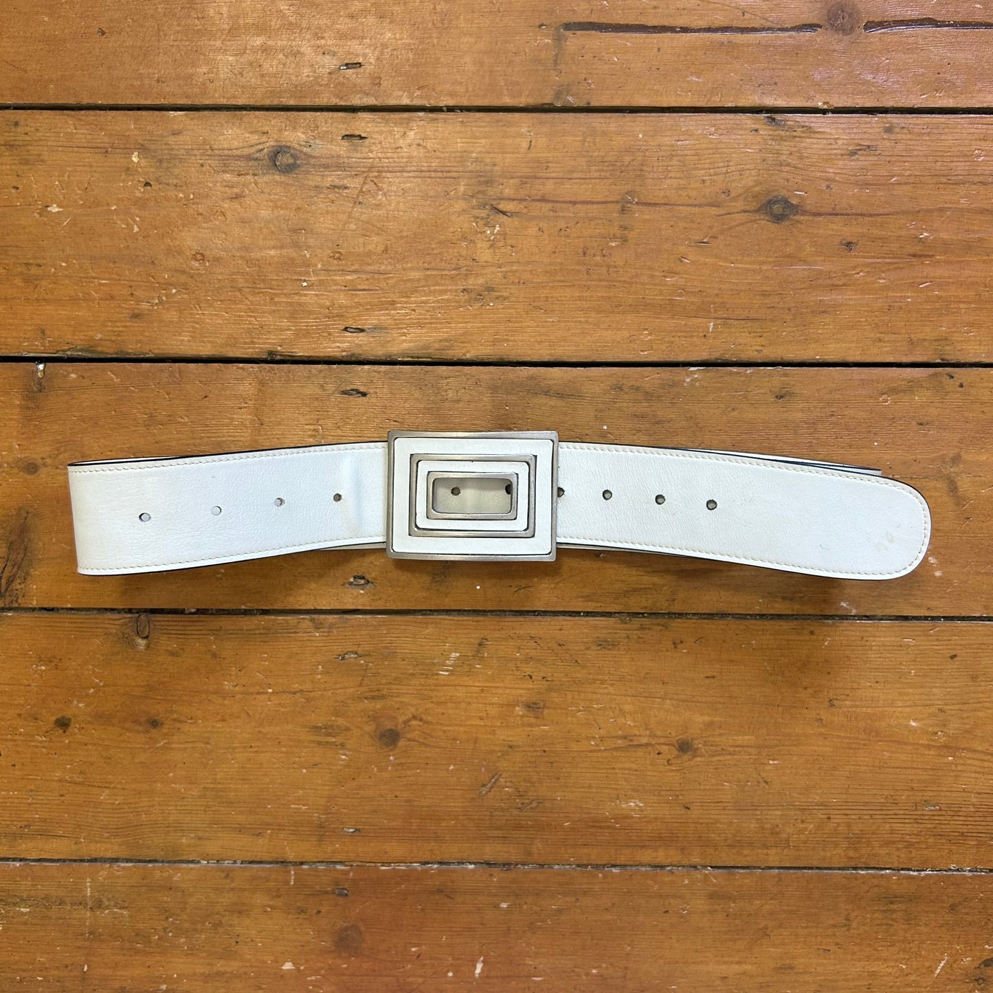 vintage 00s white squared buckle belt