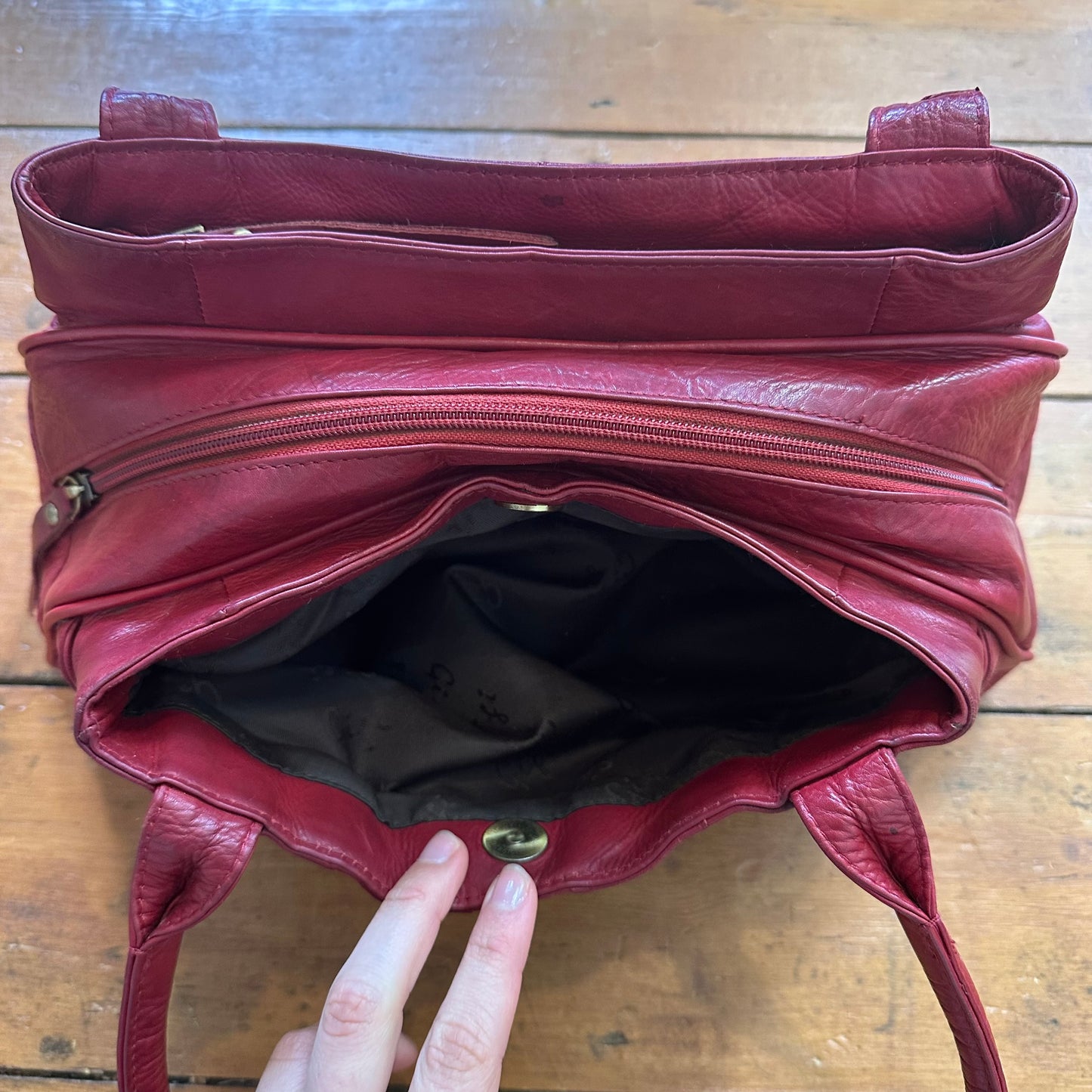 vintage 00s red genuine leather handbag