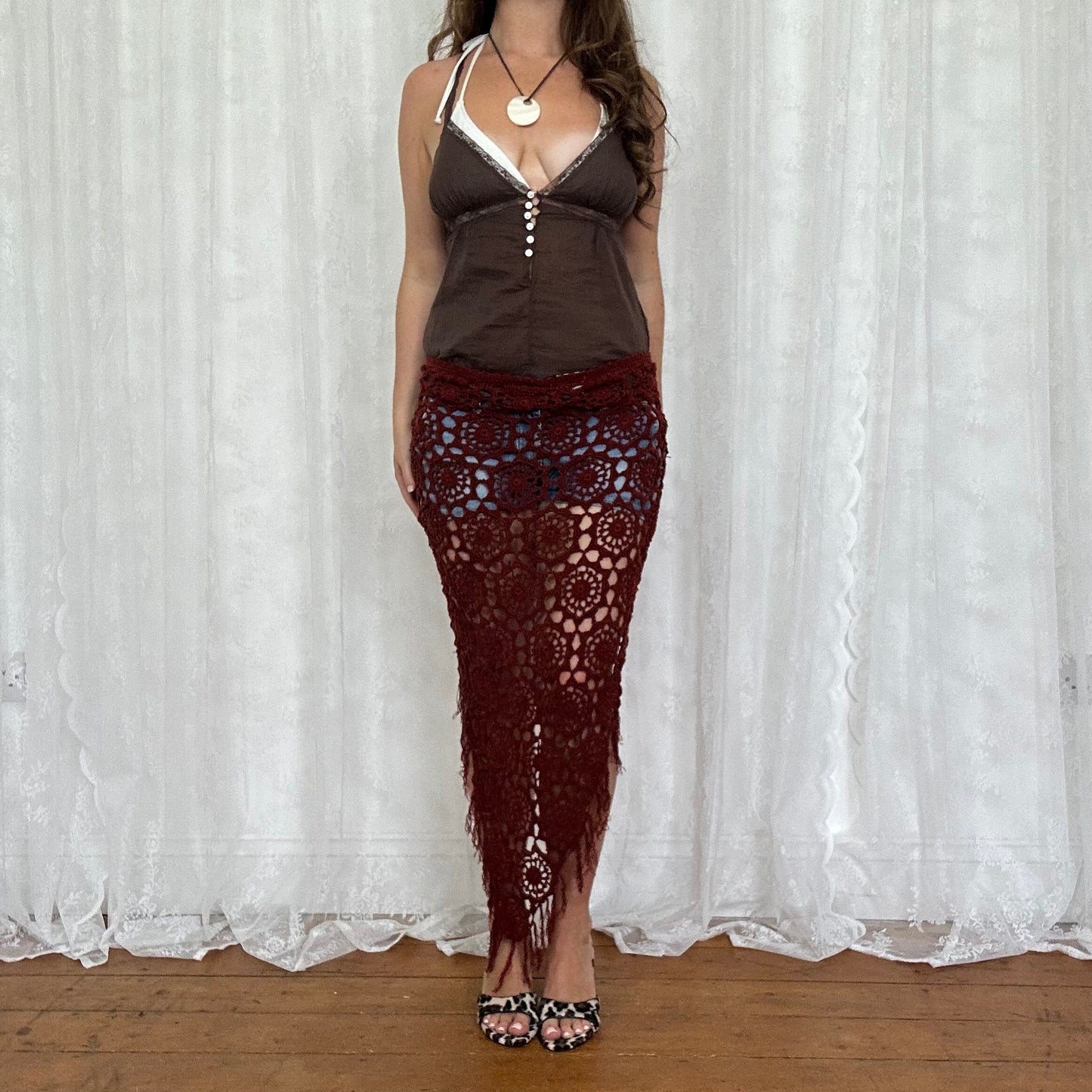 vintage 00s burgundy crochet tassel shawl