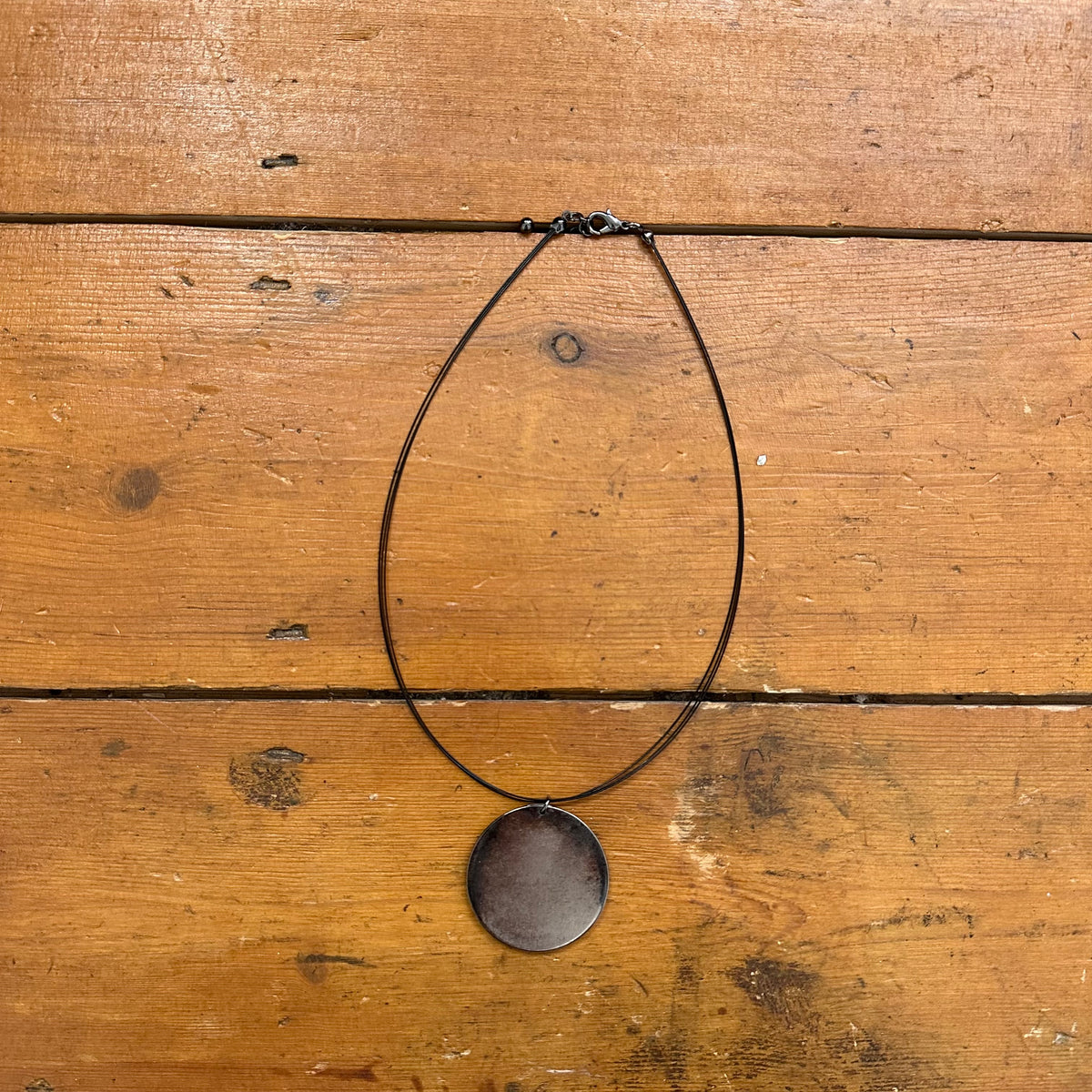 vintage 00s red disc necklace