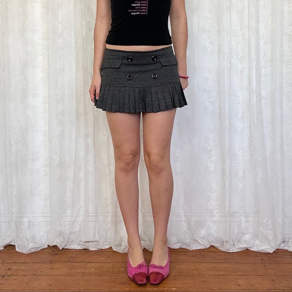 vintage 00s grey low rise pleated mini skirt