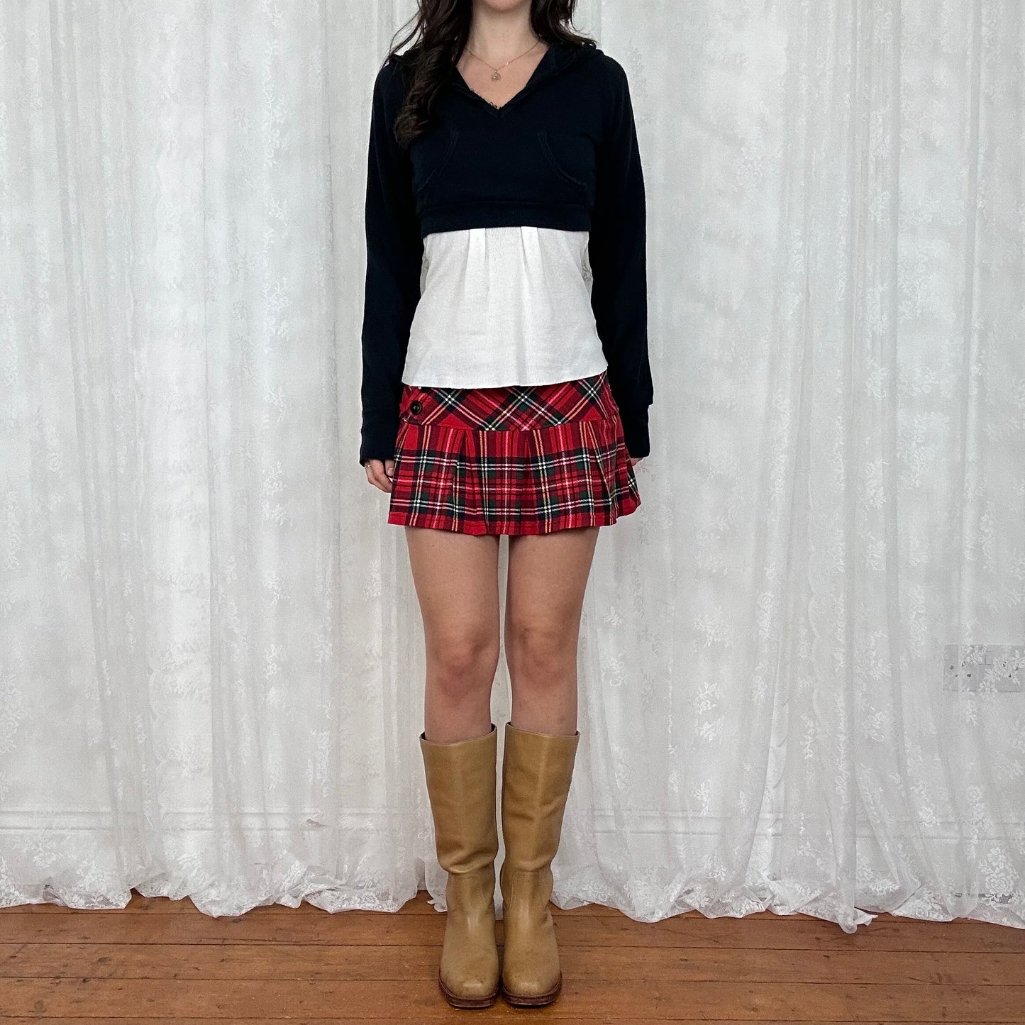 vintage 00s black hooded crop jumper