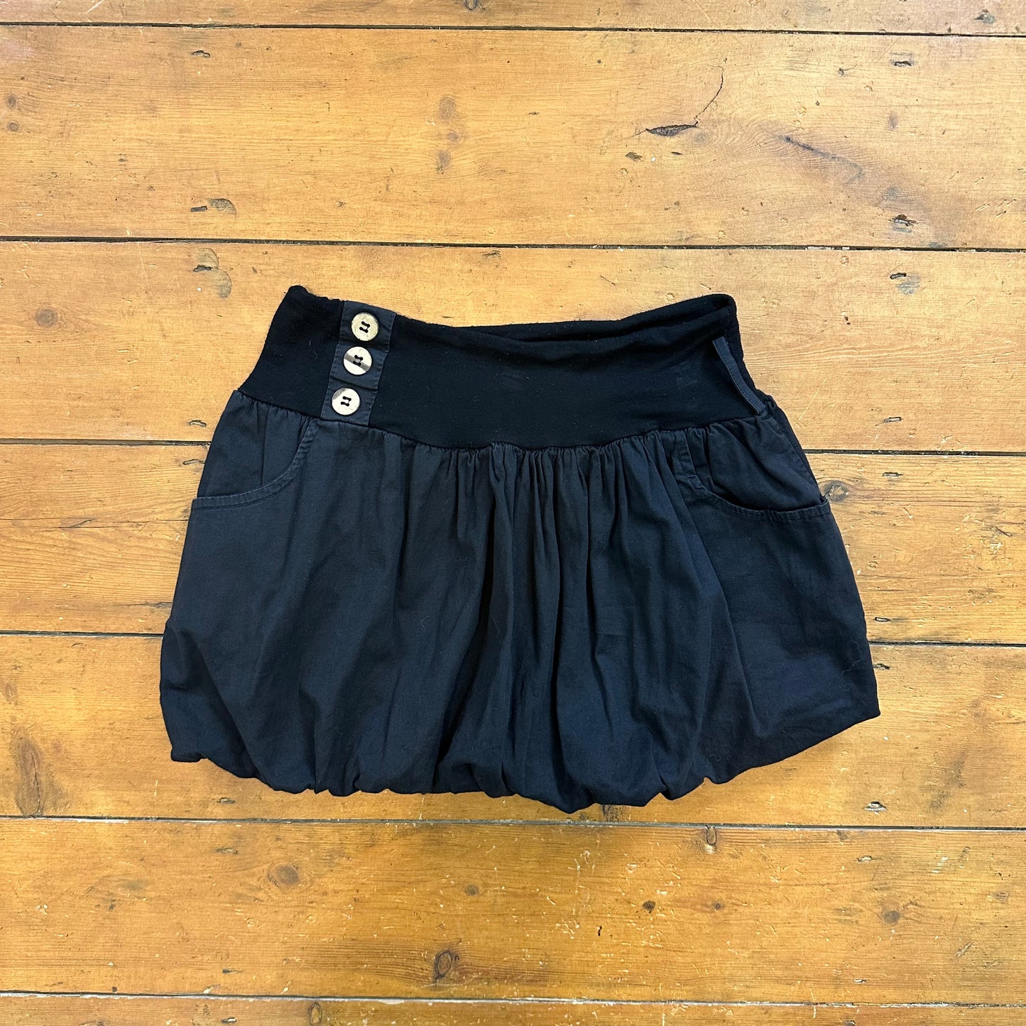 vintage 00s black puffball mini skirt