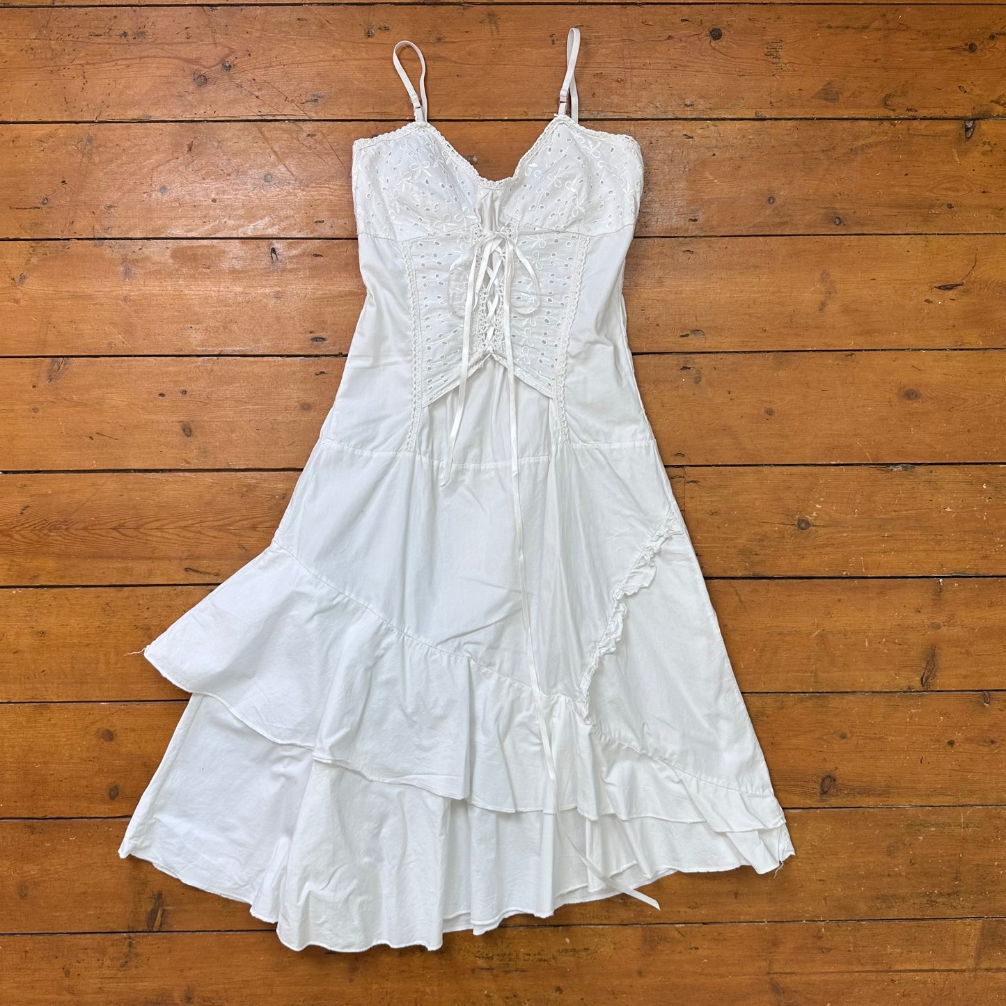 vintage 00s white broderie tie up front midi dress