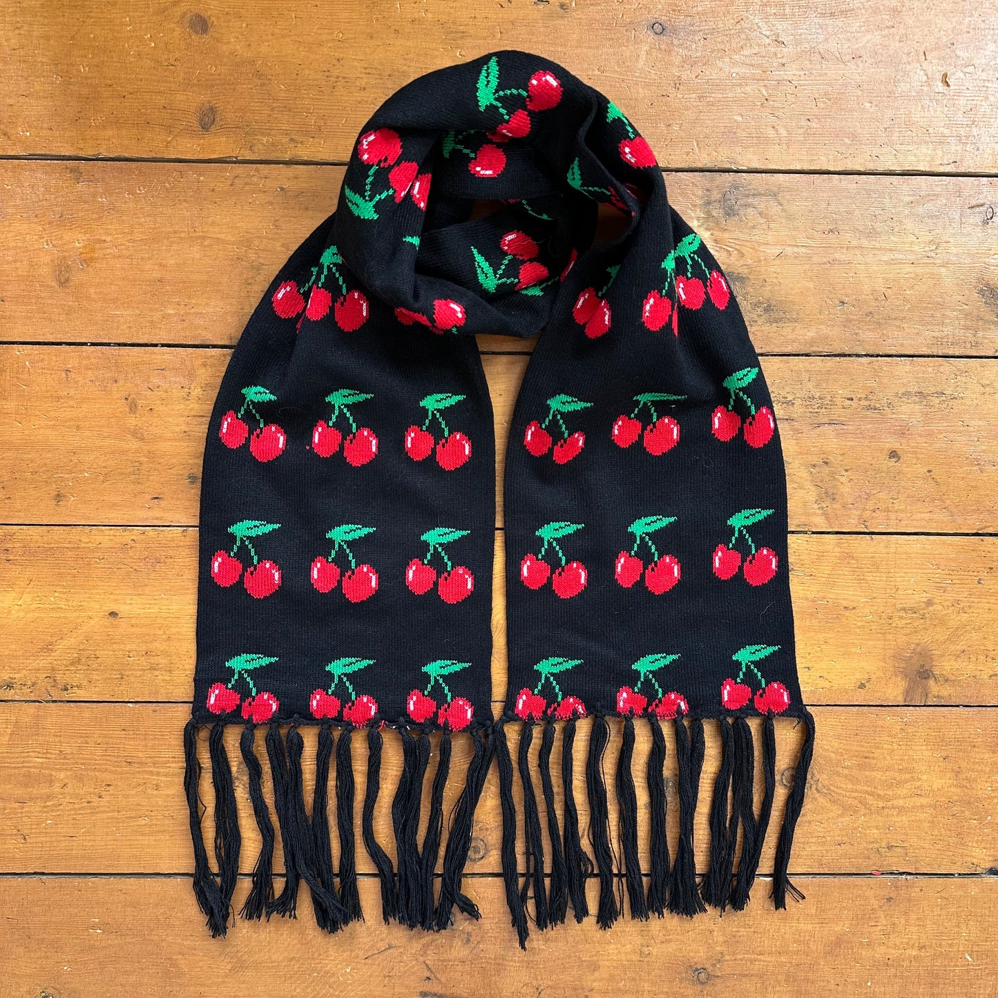 vintage 00s cherry print scarf