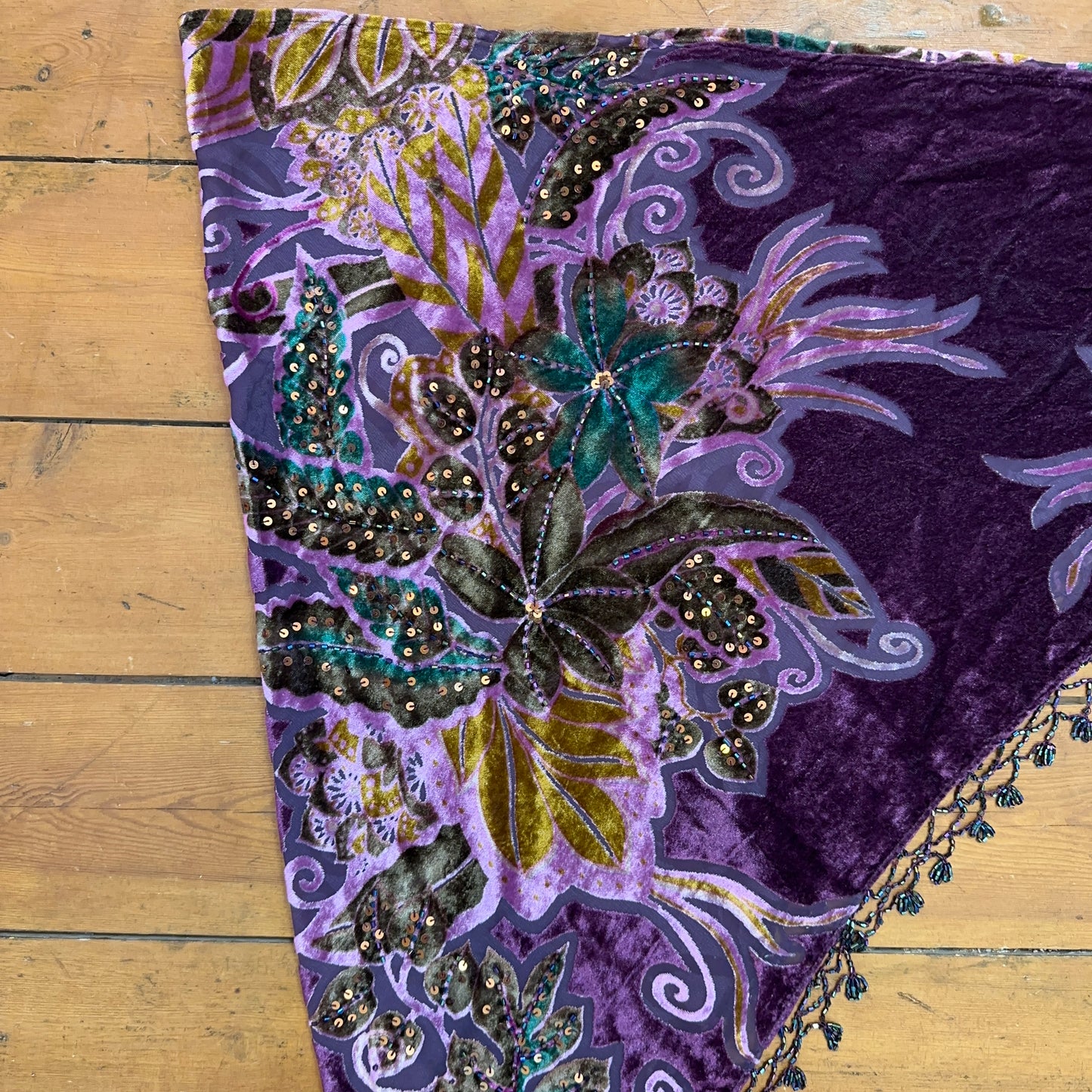 vintage 00s purple beaded pattern wrap scarf