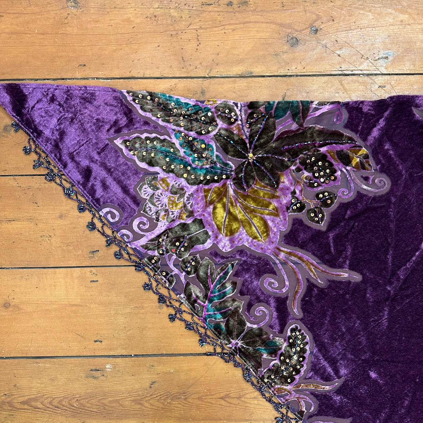vintage 00s purple beaded pattern wrap scarf