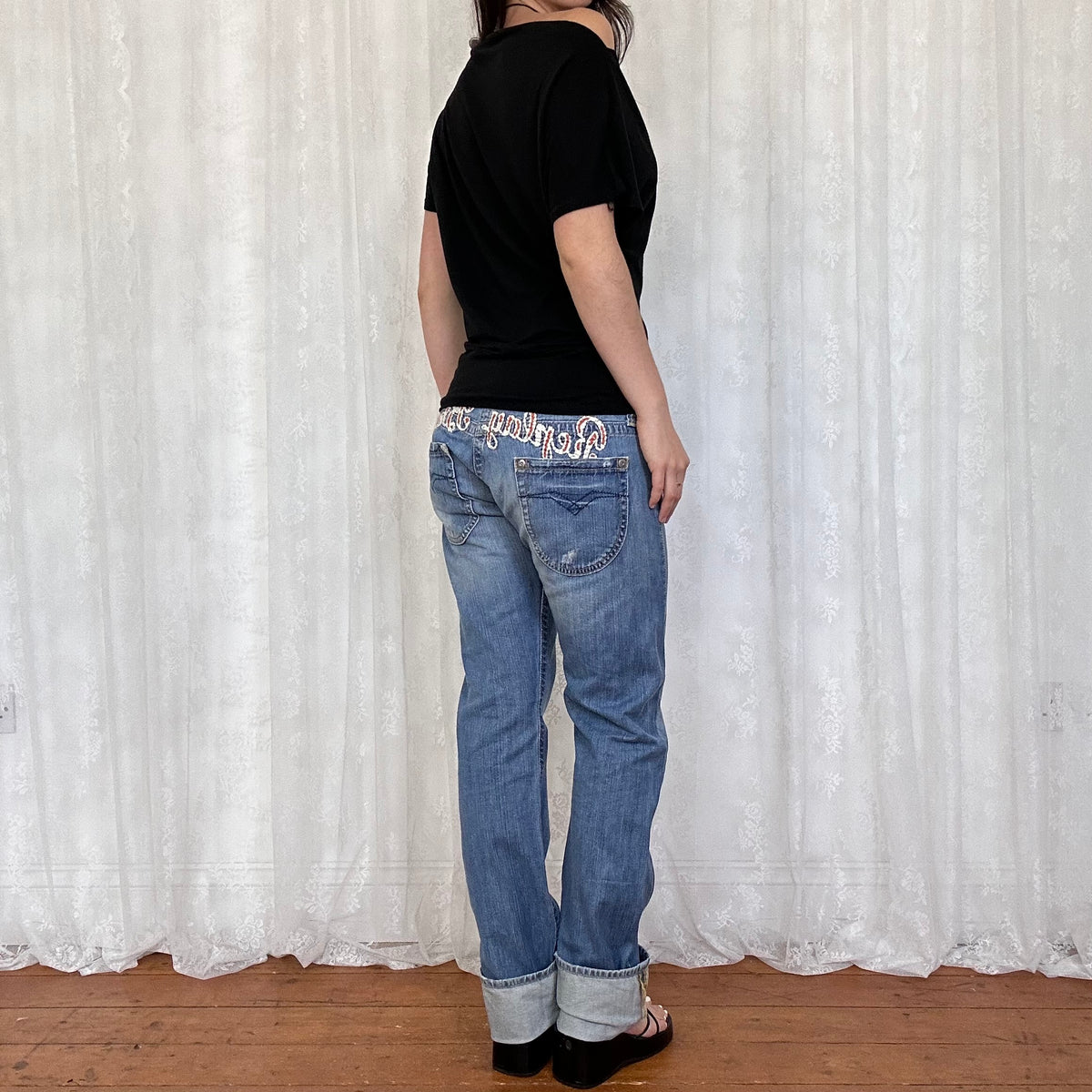 vintage 00s black slouchy tshirt