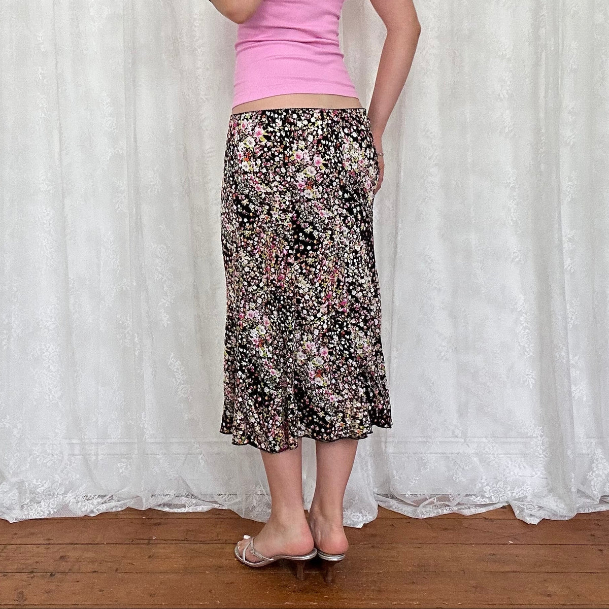 vintage 00s black floral print midi skirt
