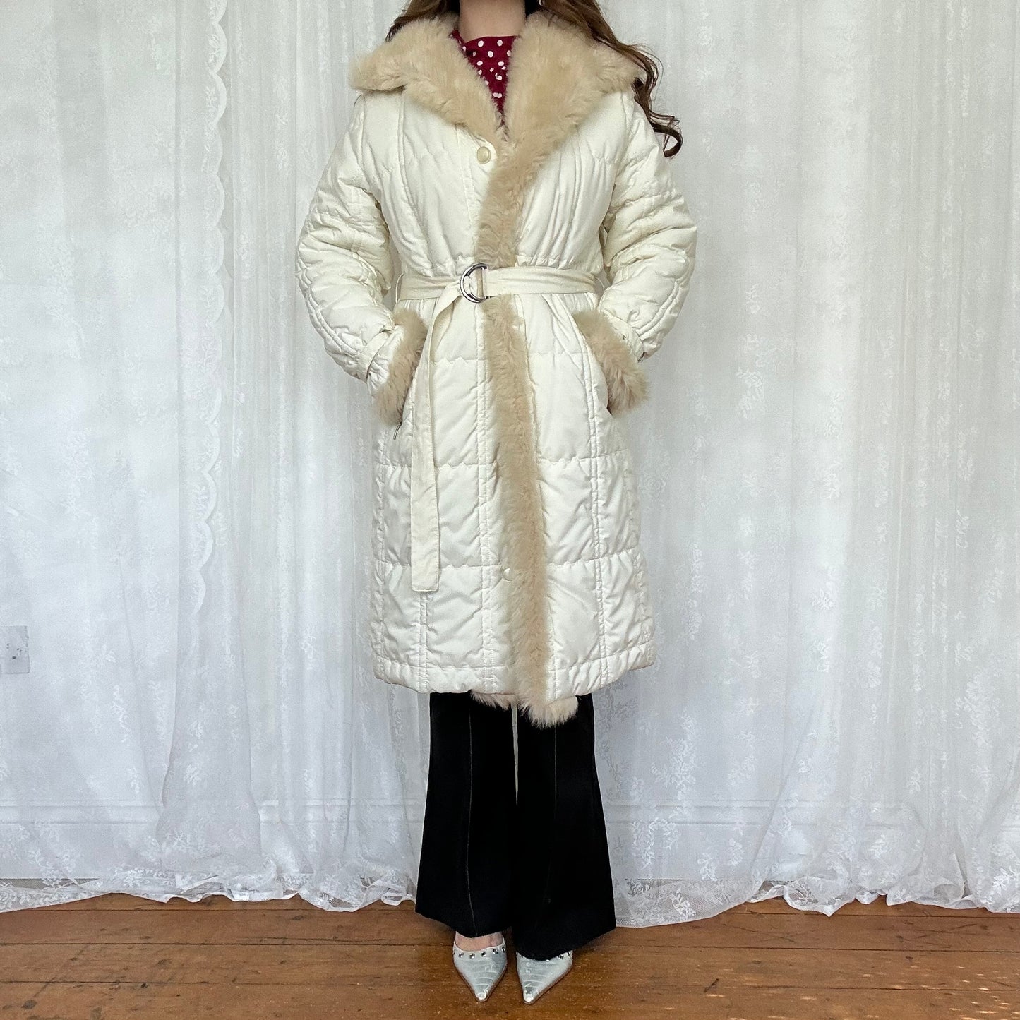 vintage 00s white long fur trim puffer jacket