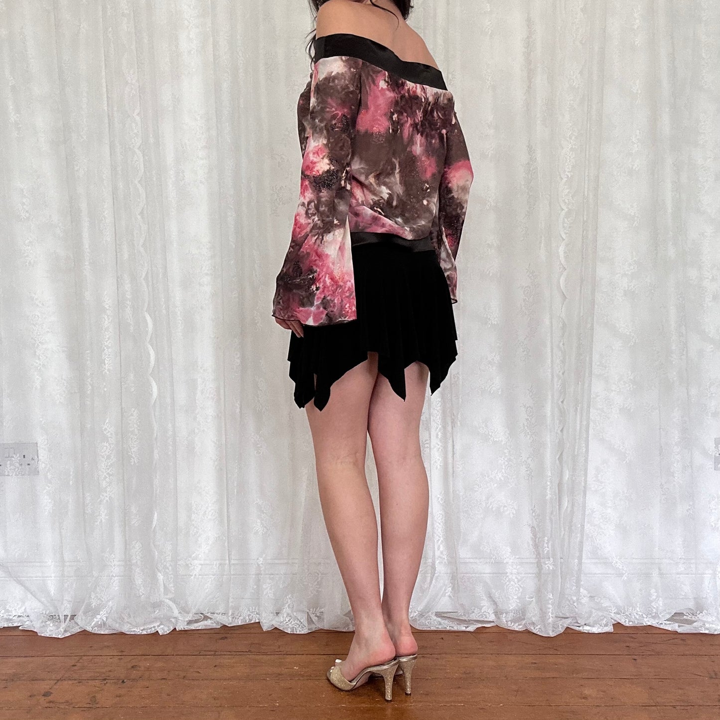 vintage 00s patterned flared sleeve off shoulder top