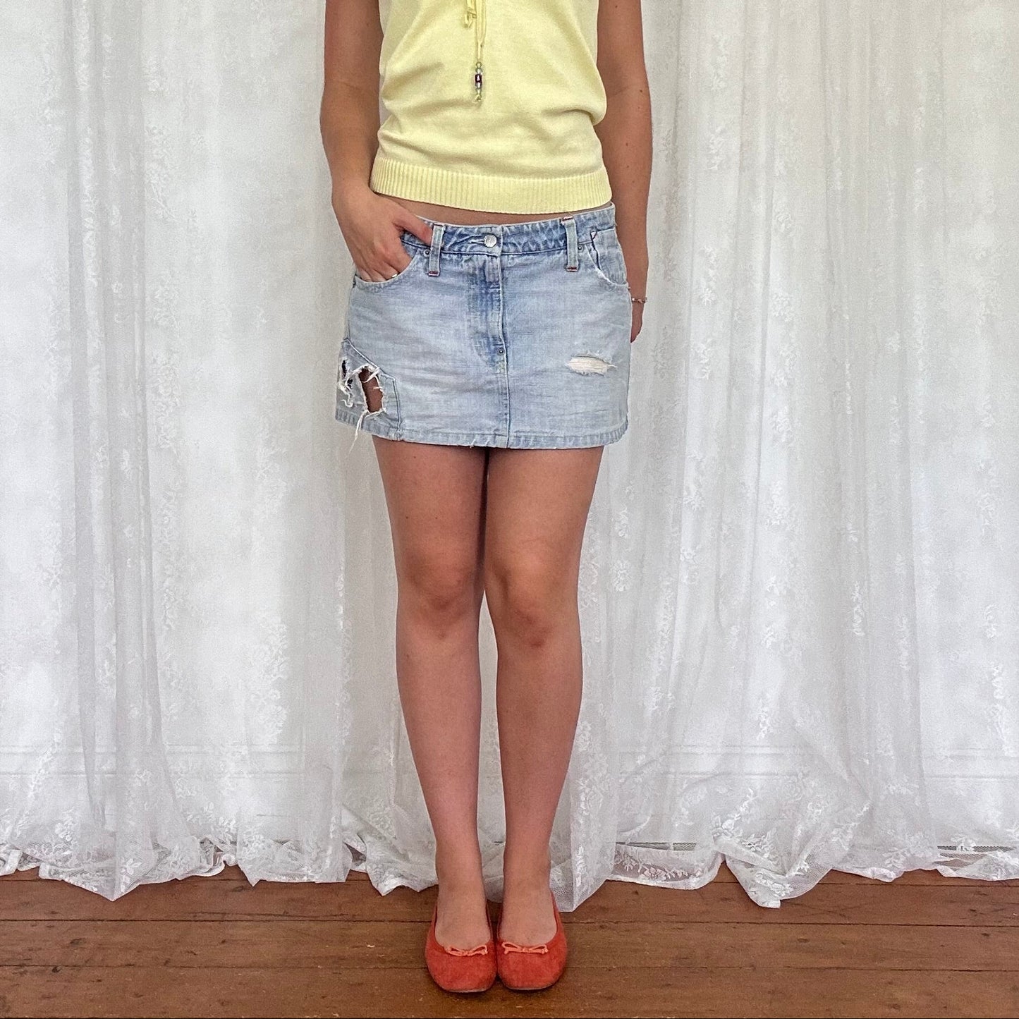 vintage 00s distressed denim mini skirt