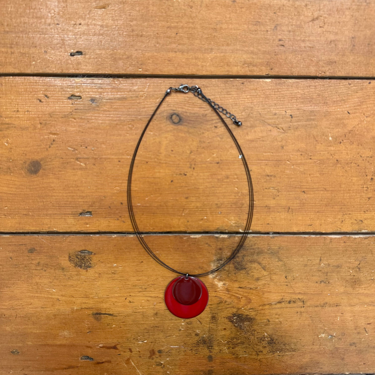 vintage 00s red disc necklace