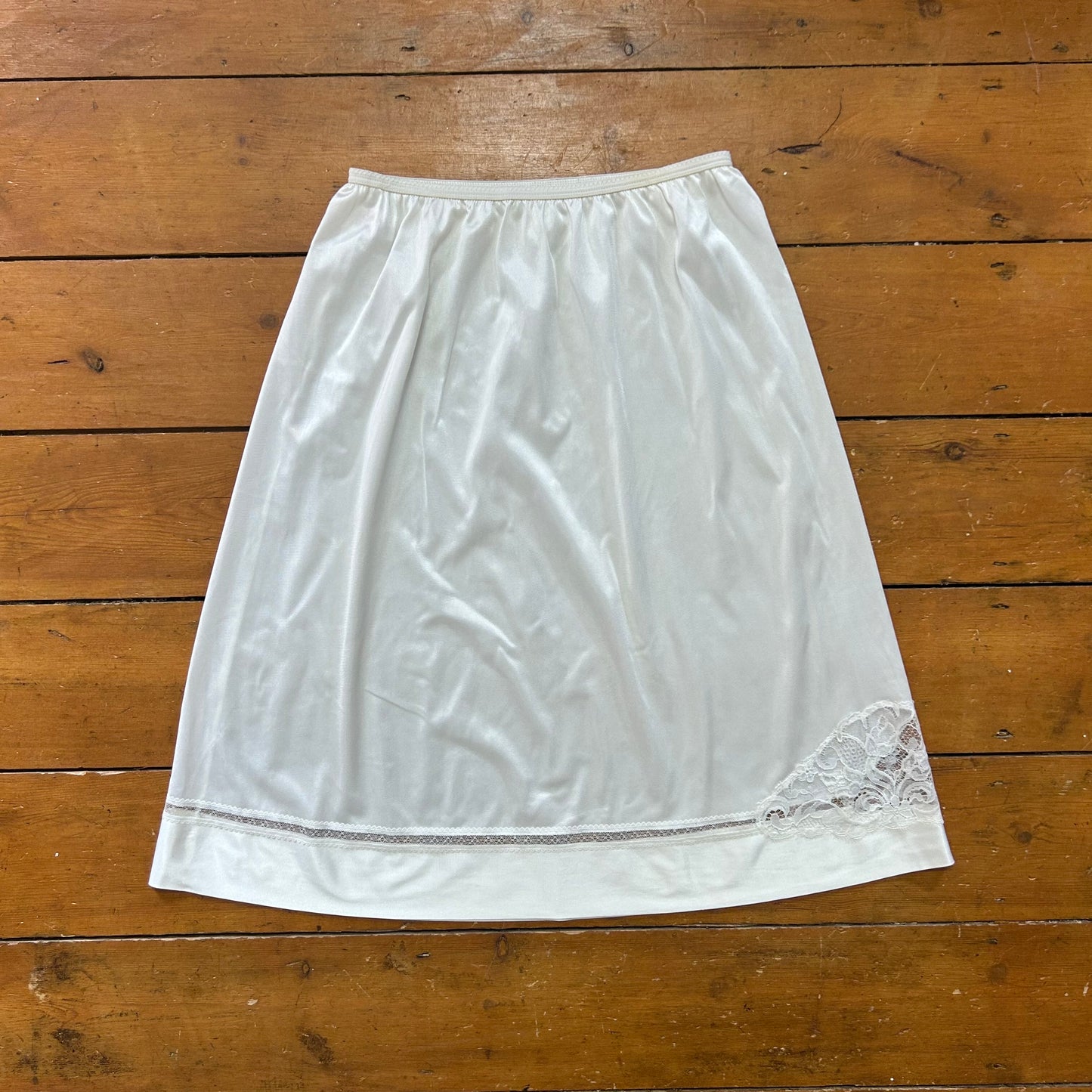 vintage 00s white satin lace detail midi skirt